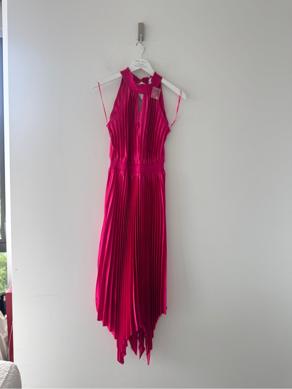 PETAL & PUP Dominique Dress in Hot Pink 10 - Picture 2 of 4